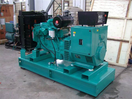 曹县200kw康明斯柴油发电机组图片 曹县200kw康明斯柴油发电机组图片